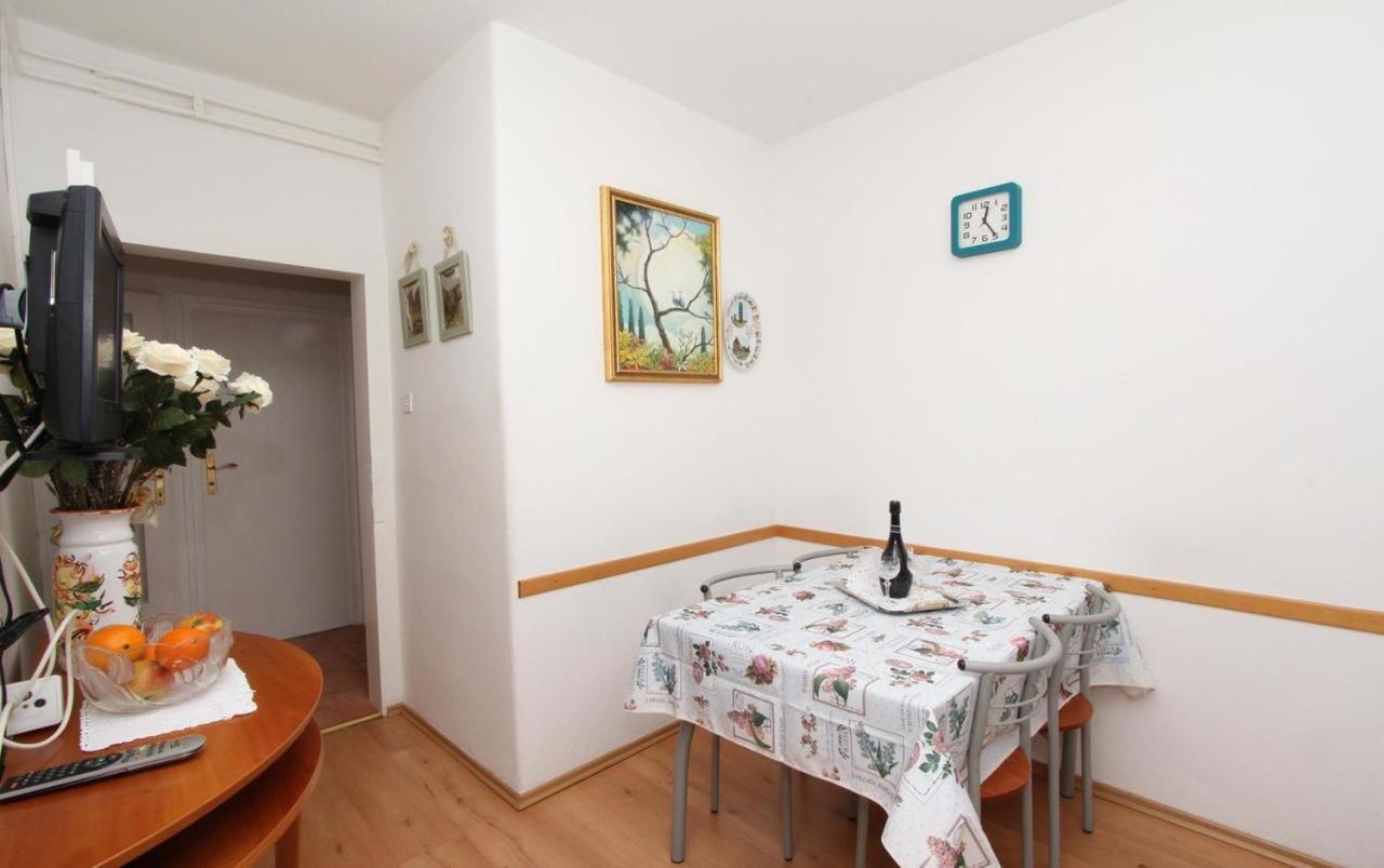 Ondina Apartment Rovinj Exterior photo
