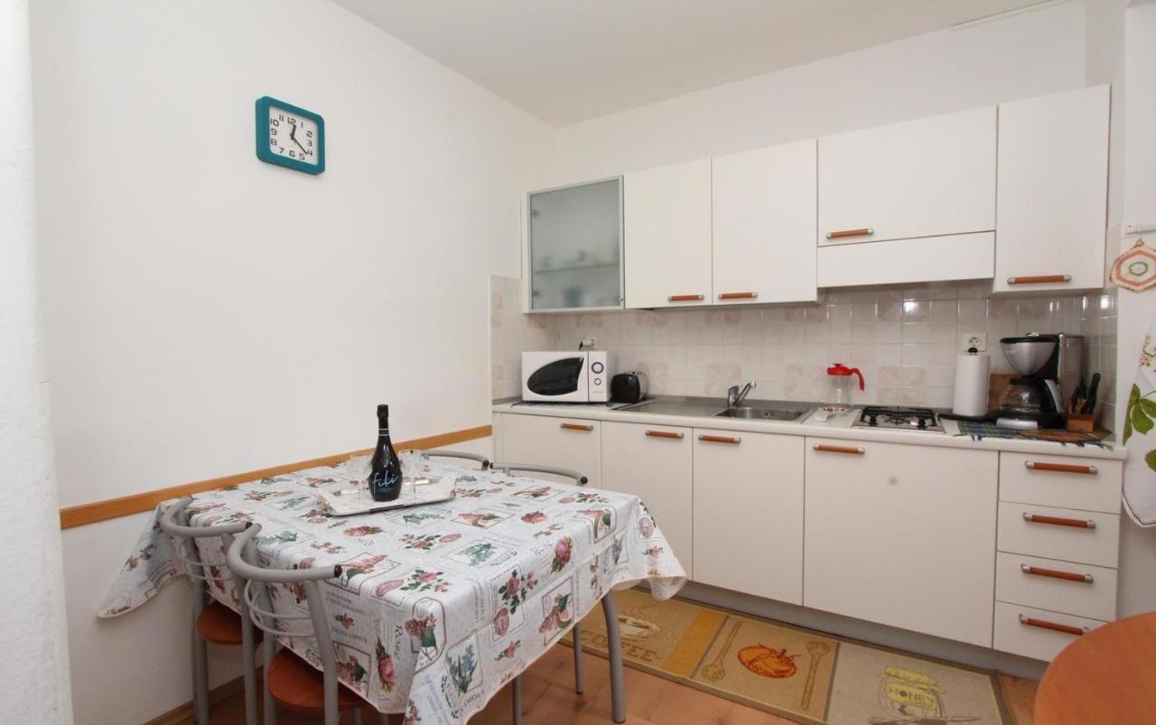 Ondina Apartment Rovinj Exterior photo