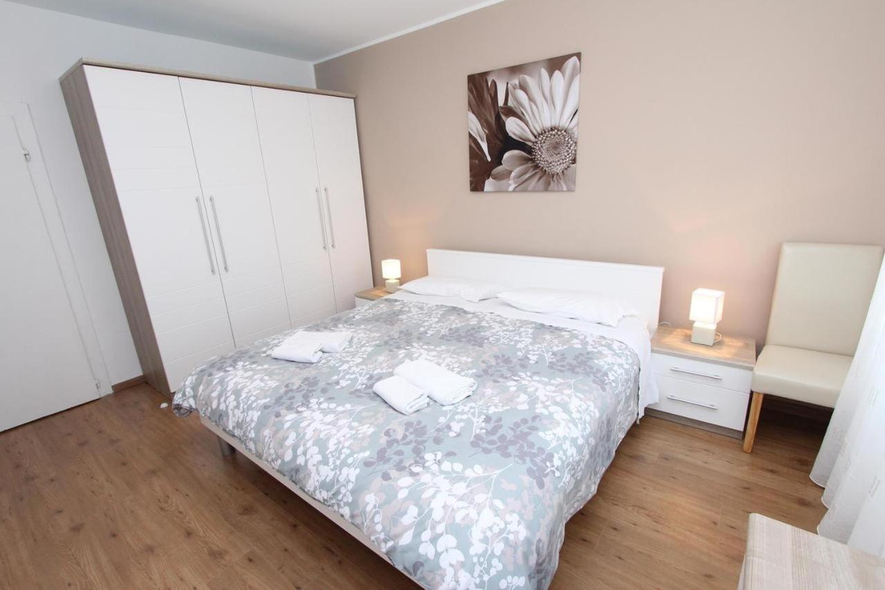 Ondina Apartment Rovinj Exterior photo